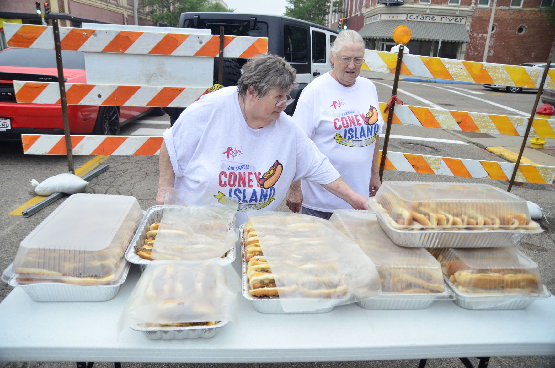 6-22-19 Coney Dog Contest (6).JPG